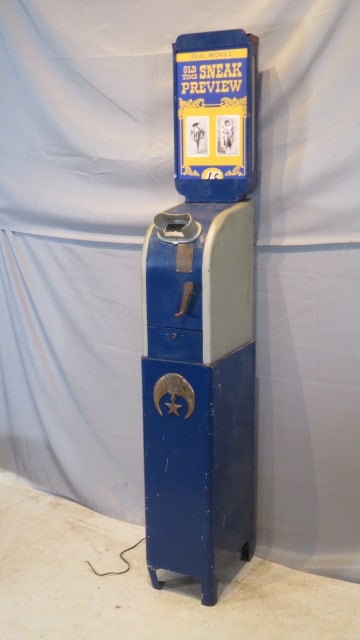 Vintage coin-op Mutoscope movie machine (1 of 8)