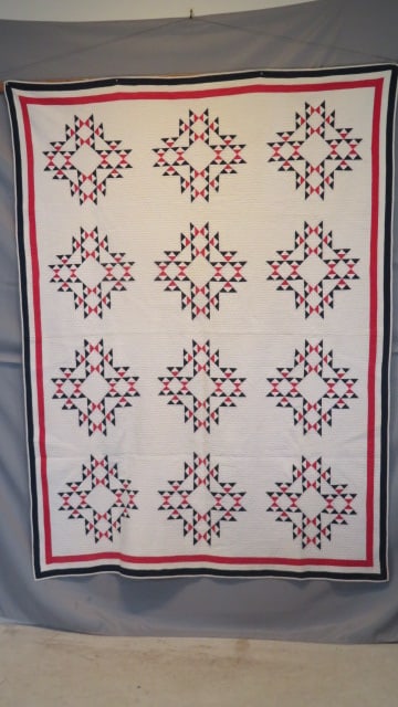 Late 19th-early 20th century hand-stitched quilt Ohio Star variation (1 of 7)