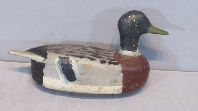 Hollow body mallard wood decoy: Hollow body mallard wood decoy, tack eyes, 7"T x 14"L