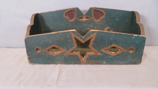 Folk art painted hanging wall box (1 of 6)