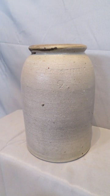 Mid 19th century Putnam County, Indiana stoneware jar (1 of 5)