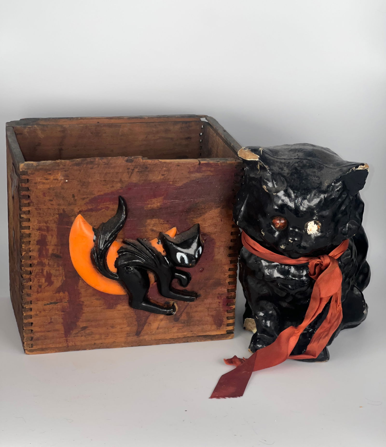 Wooden Dovetailed Box & Paper Mache Kitten (1 of 5)