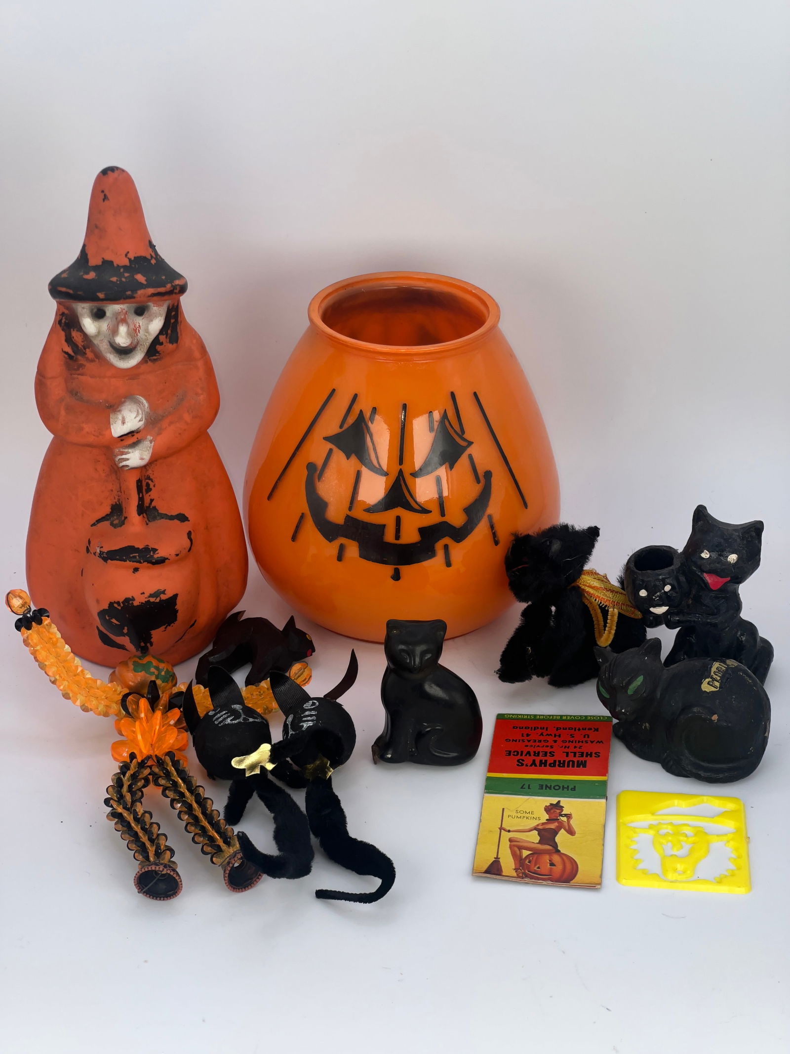Group of Halloween Items (1 of 8)