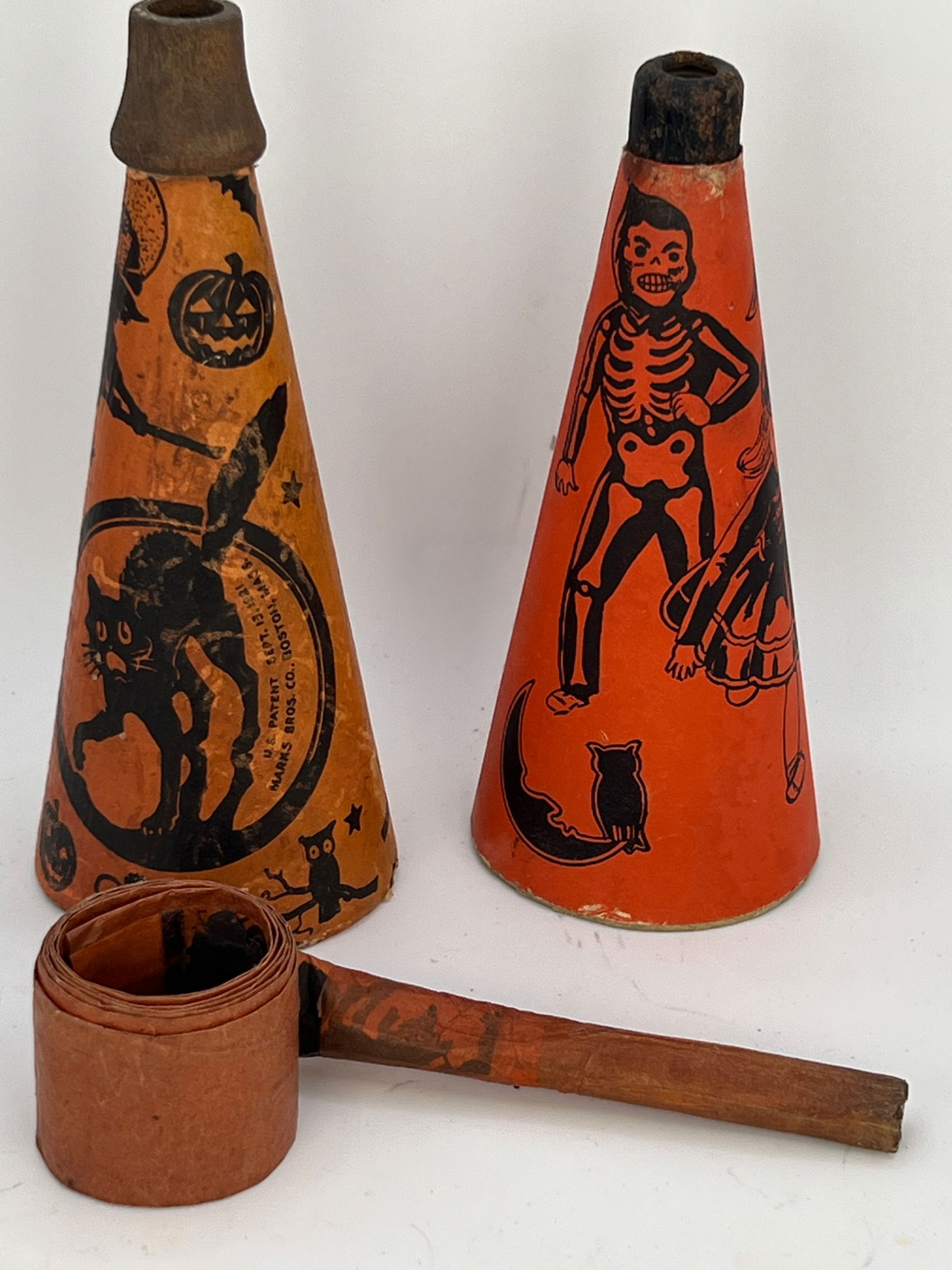 Halloween Noise Makers & Blowout (1 of 7)