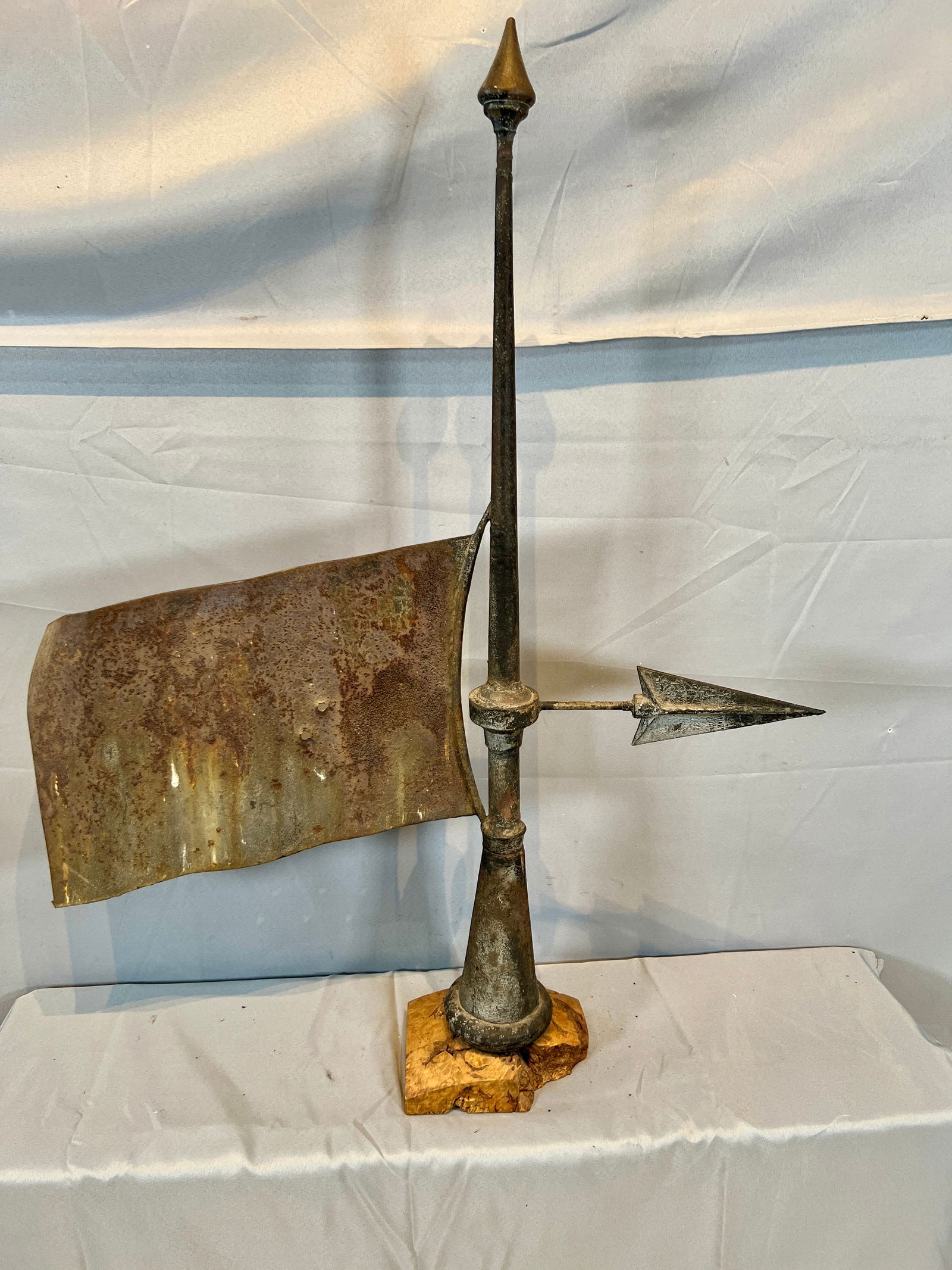 Unusual Cast Iron Wind Directional (1 of 6)