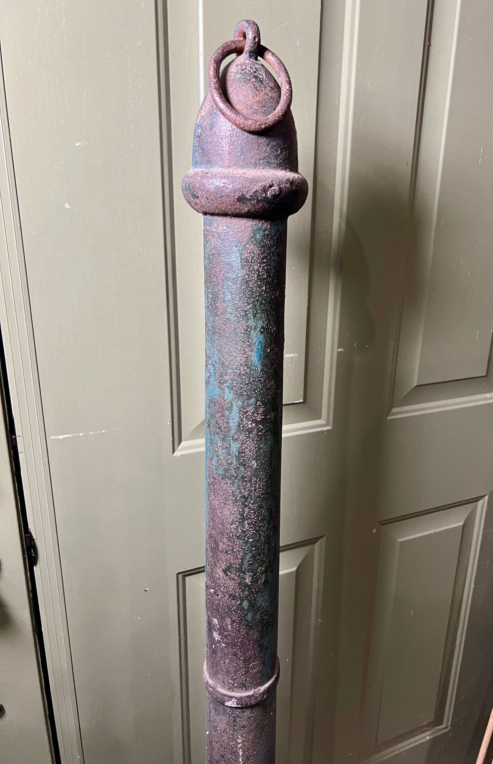 Cast Iron Hitching Post (1 of 5)