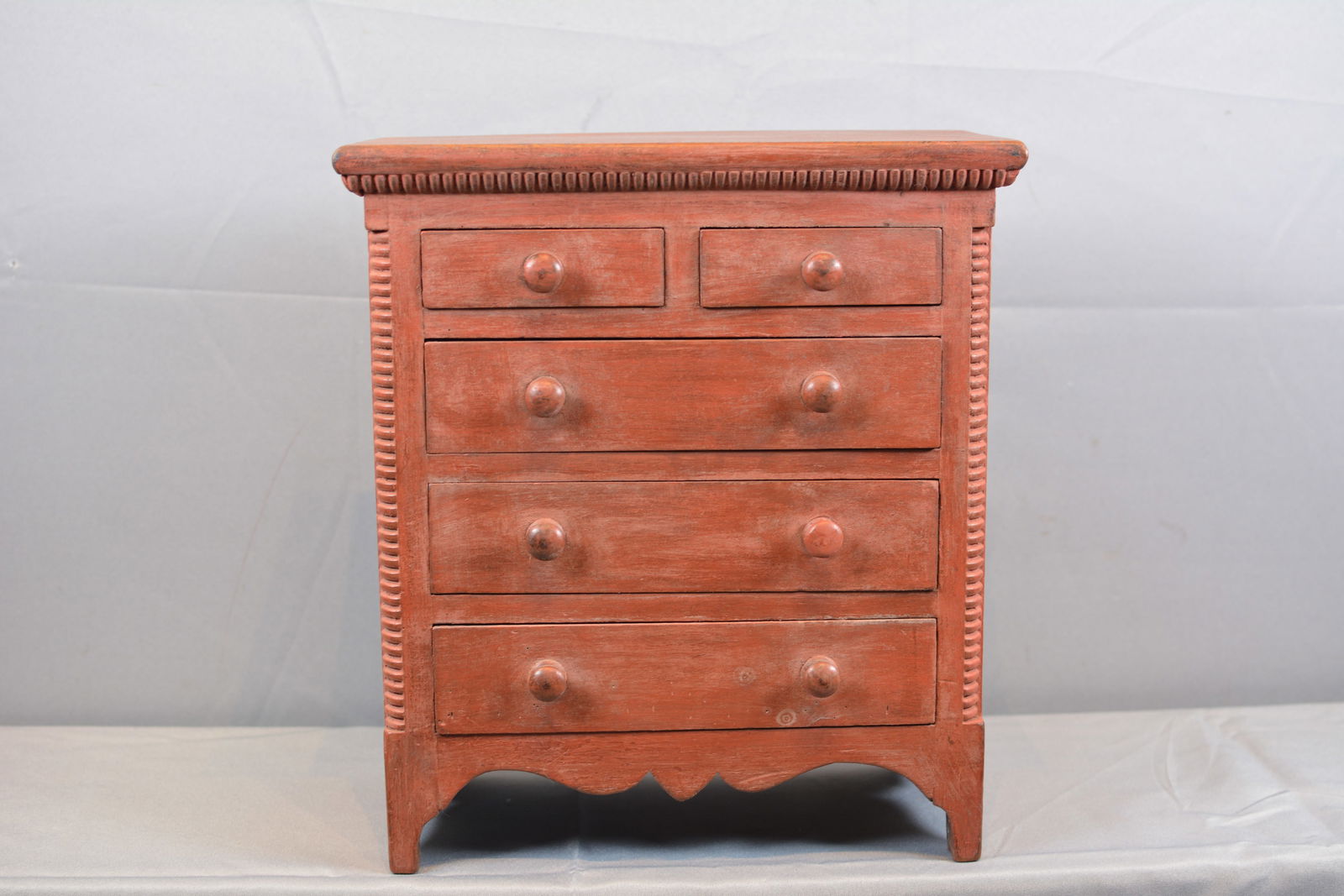 Miniature Chest in Old Red Paint (1 of 7)