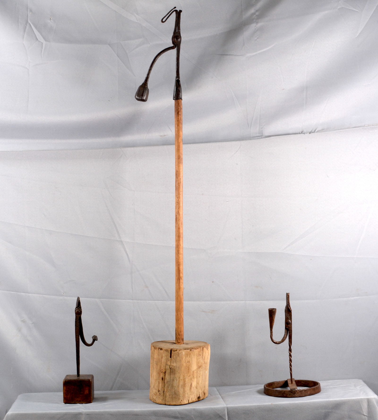 Group of 3 Early Rush Lighting (1 of 5)