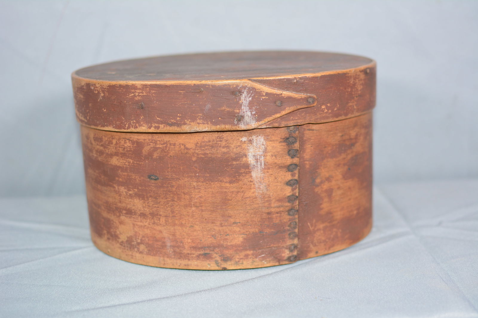 Oval Pantry Box in Old Red Paint (1 of 5)