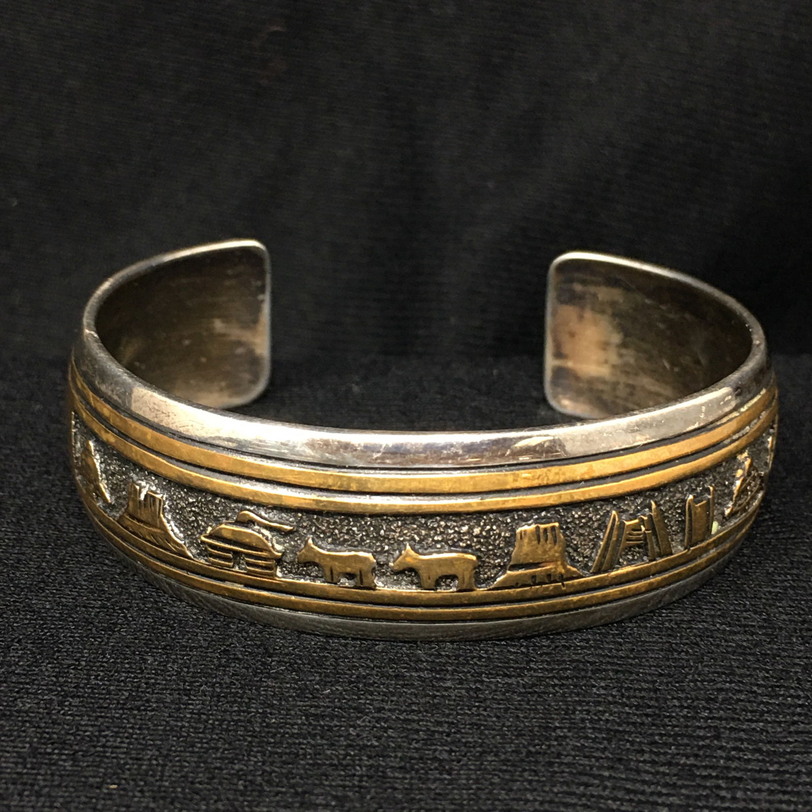 Thomas Singer Sterling Storytelling Cuff Bracelet (1 of 5)