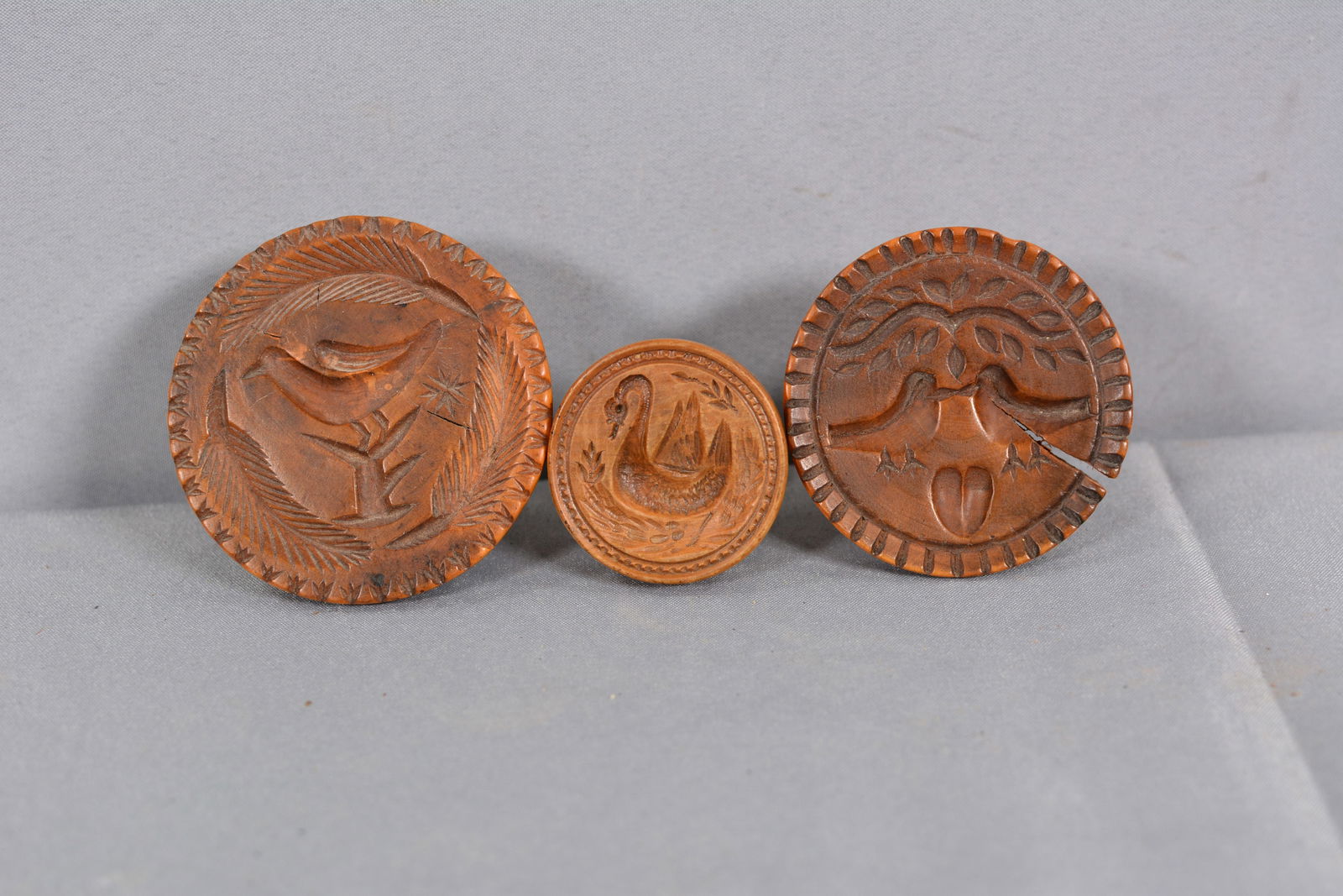 Three Small Graduated Butter Prints (1 of 6)