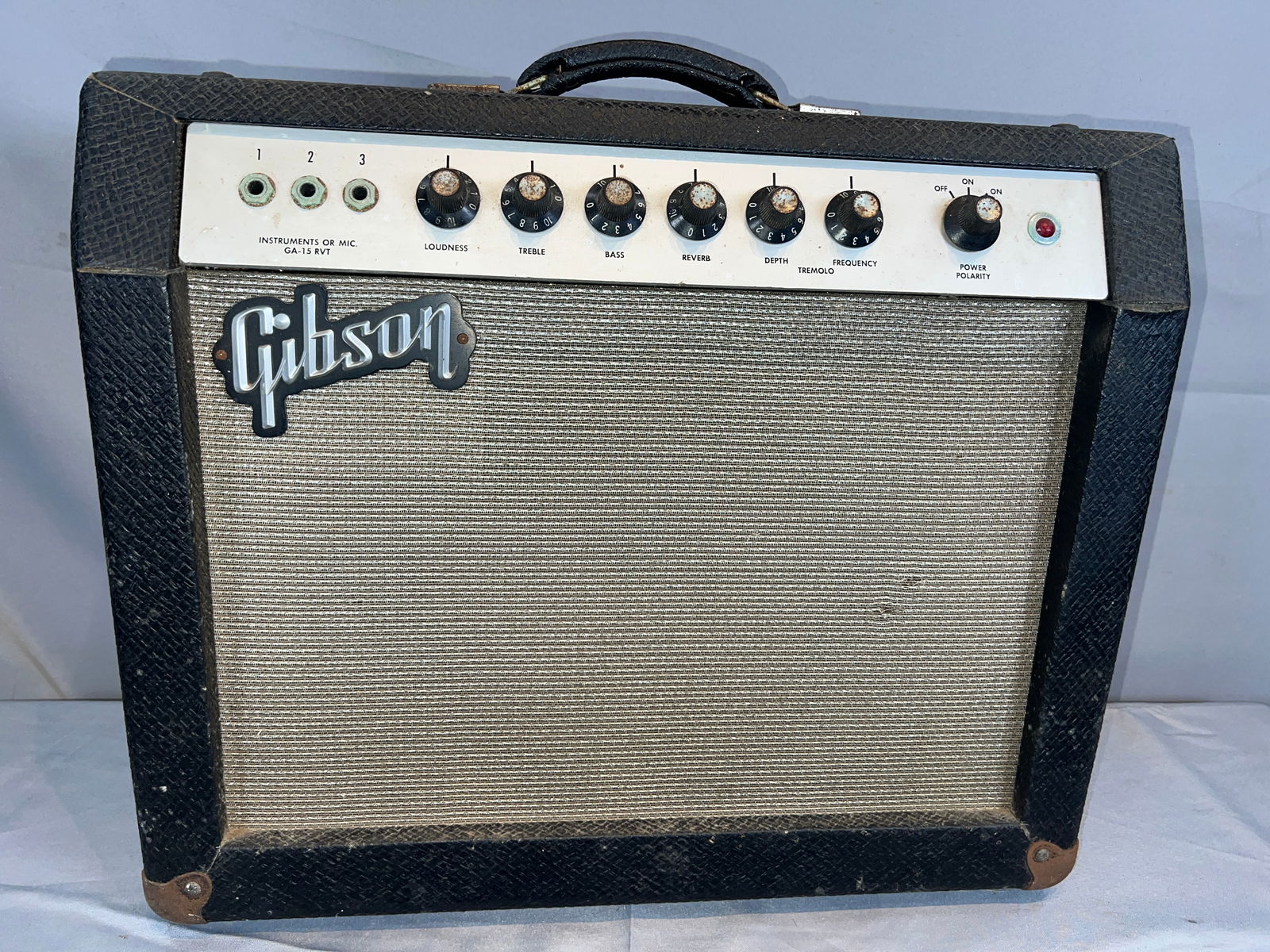 1960's Gibson GA15 RVT Amp (1 of 16)