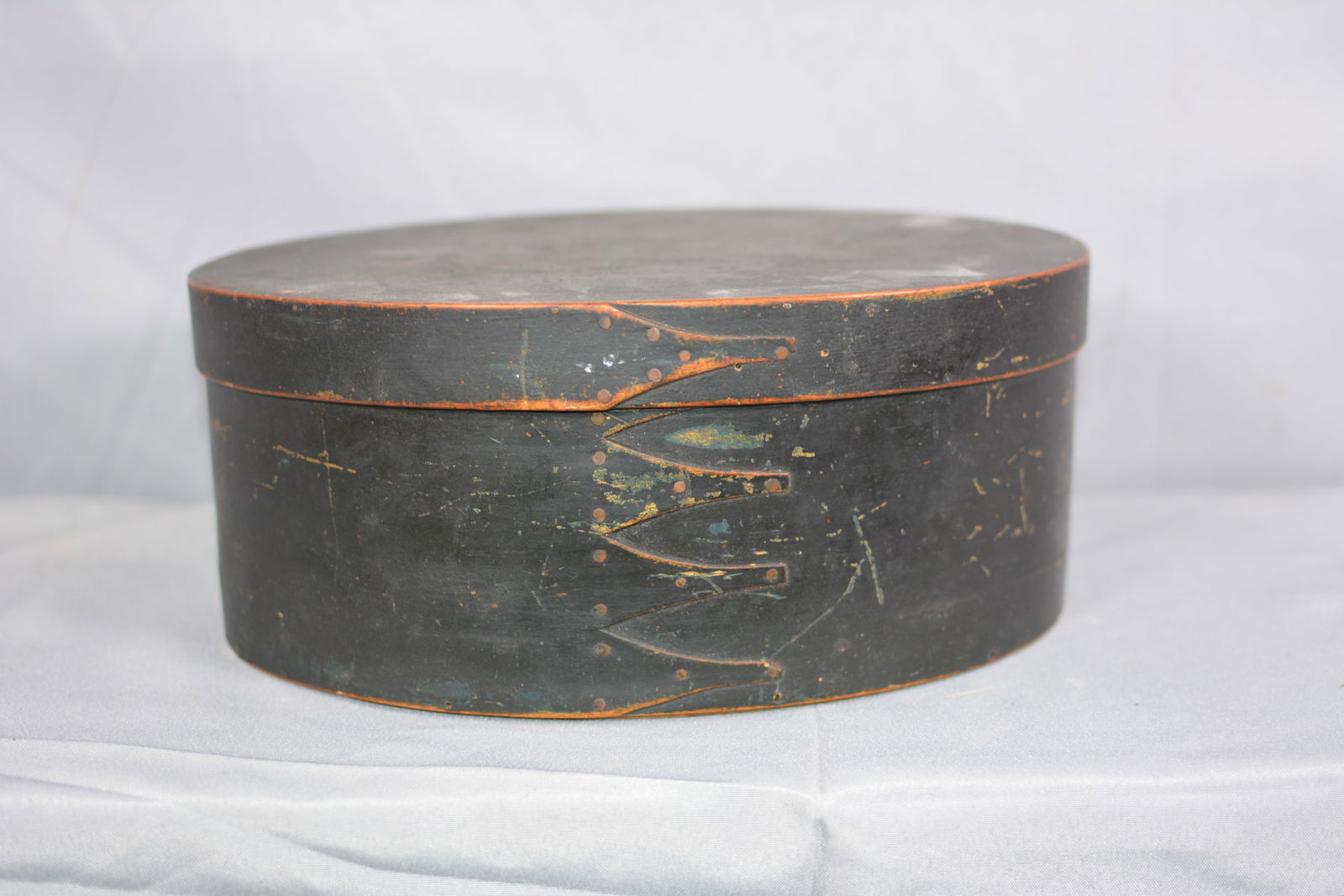 Oval Pantry Box in Old Federal Blue Paint (1 of 6)