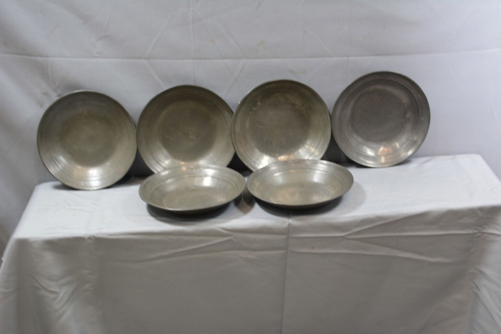 Set of 6 Matching Early Pewter Bowls (1 of 5)