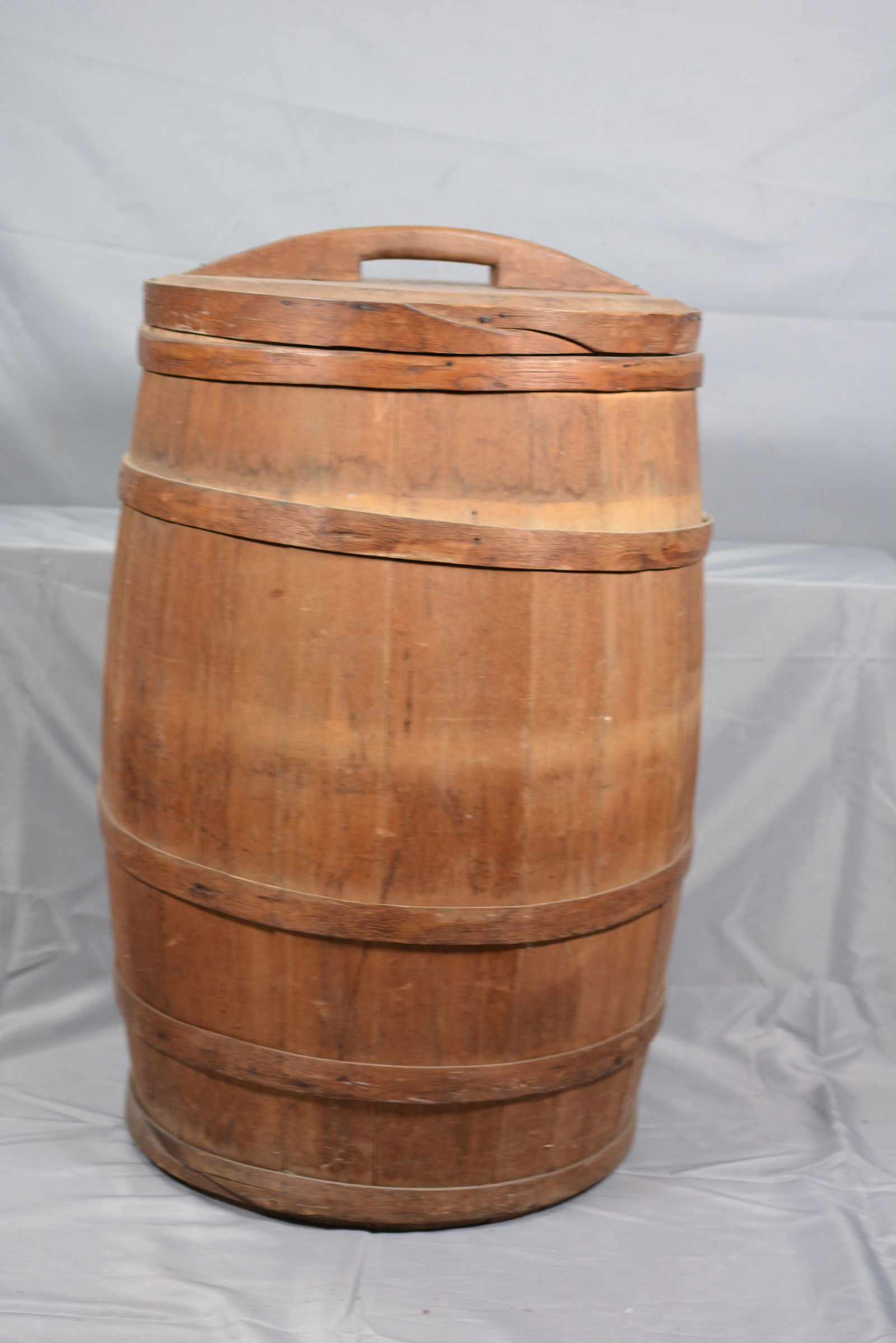 Wooden Barrel w/ Finger Lapped Wooden Lid (1 of 6)