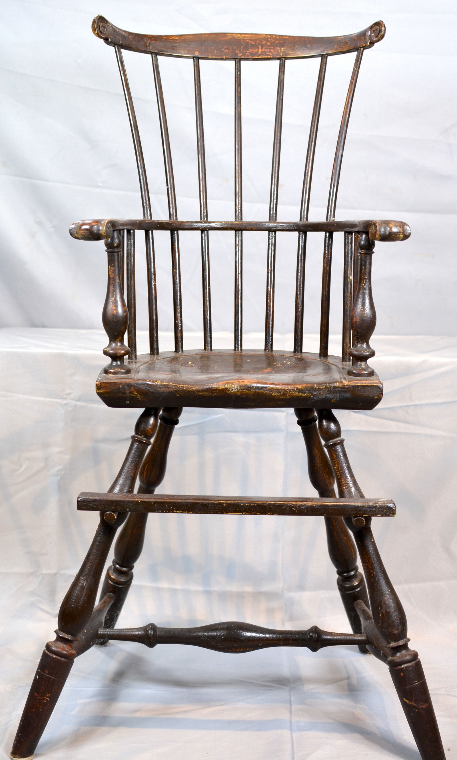 Comb back Windsor Youth Chair W. Wallick (1 of 4)