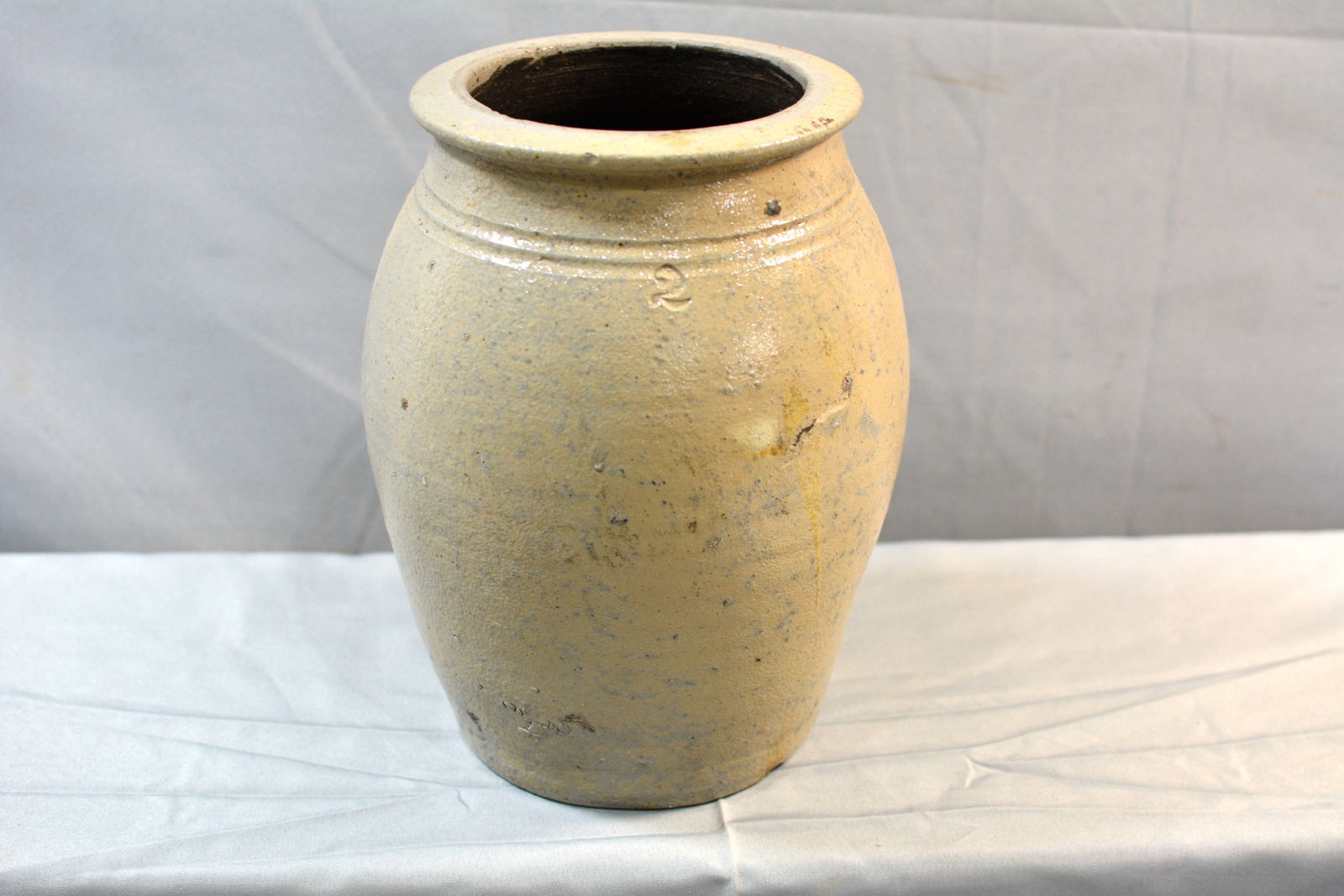 2 Gallon Stoneware Jar Annapolis, IN (1 of 5)