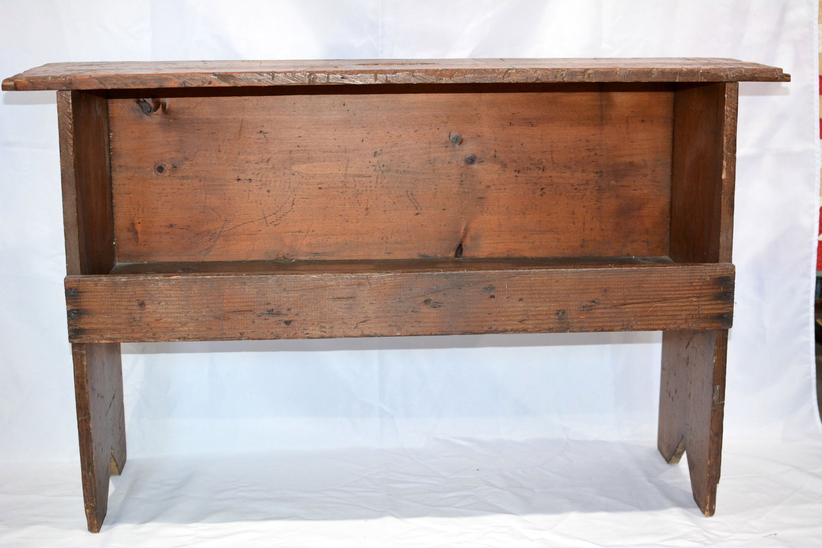 Primitive Bucket Bench (1 of 6)