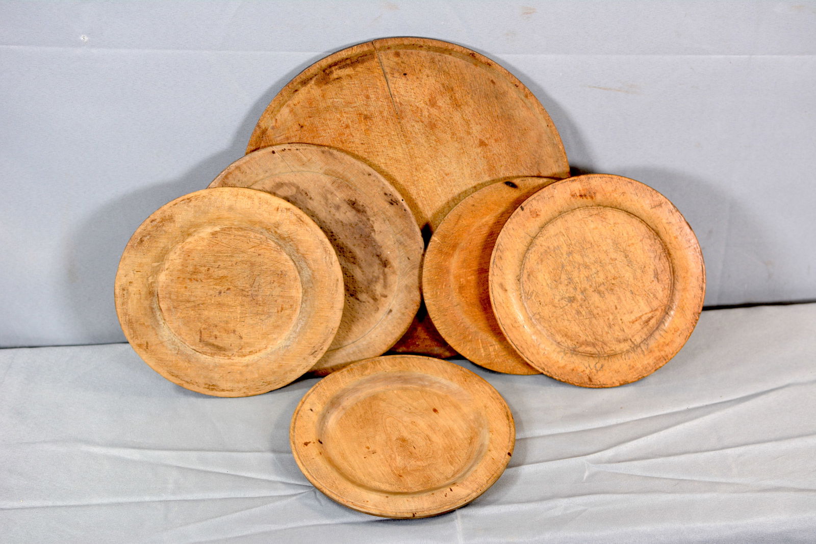 Group of Treenware Wooden Plates (1 of 9)