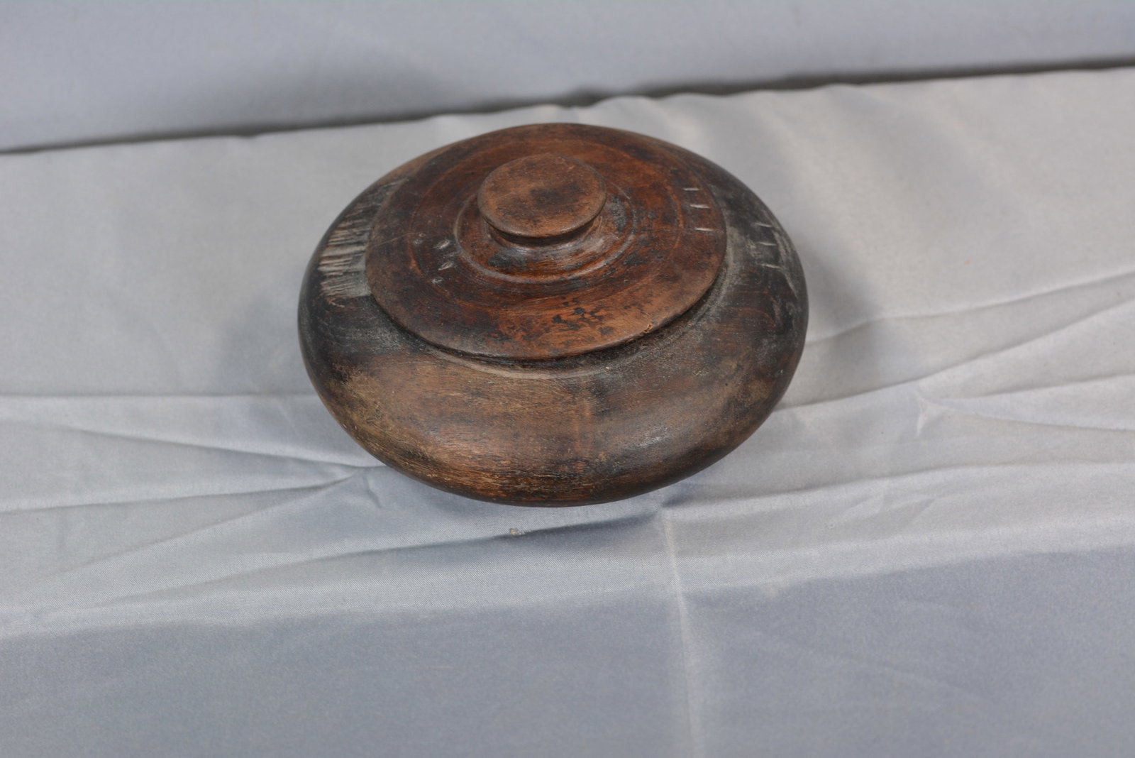Treenware Lidded Bowl: Treenware lidded bowl & lid is carved to lock in place. Nice old finish. 8"W x 4"T
