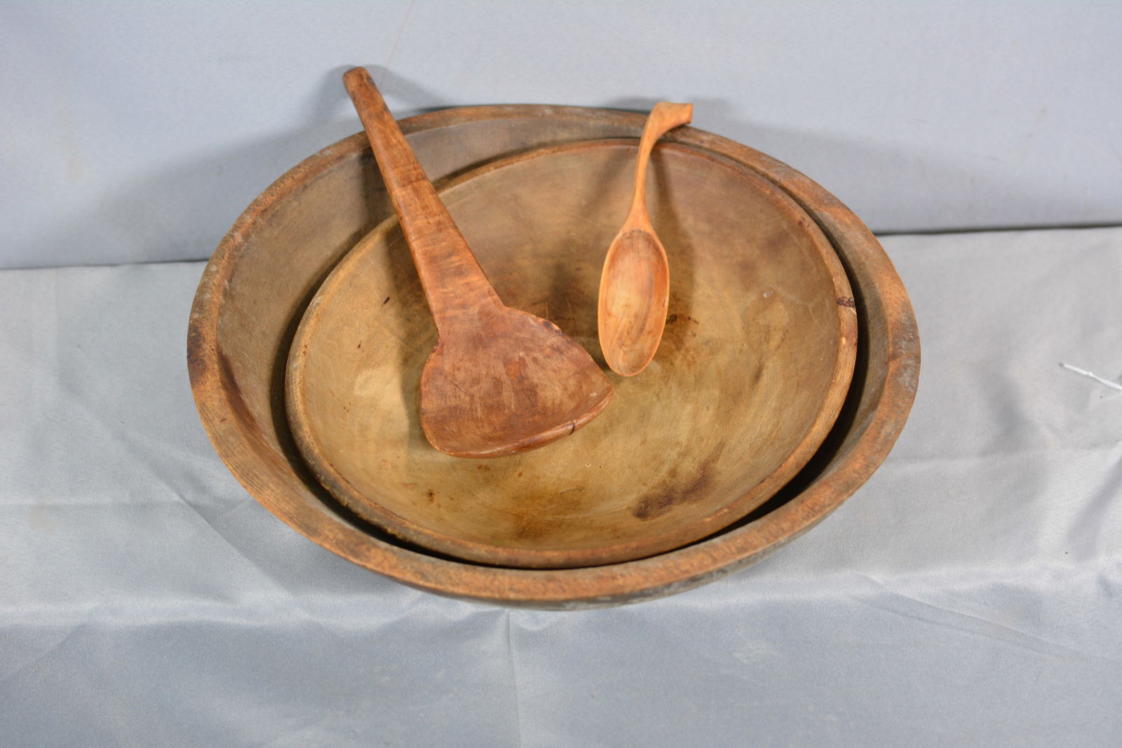 Two Wooden Bowls & Two Wooden Ladles (1 of 3)