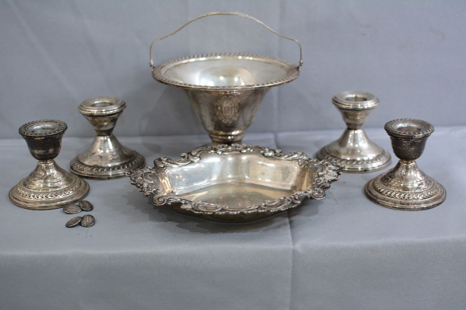 Swing handled bowl, set of cuff links, ruffle edge tray that is Readenbarton, 10 oz total weight, 4 (1 of 9)