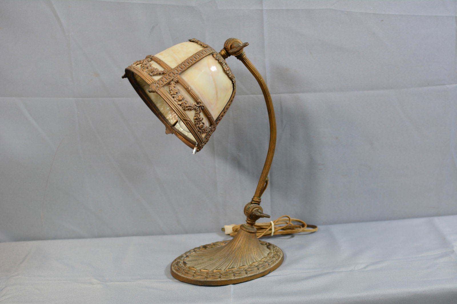 Arts and Crafts cast iron and custard glass gooseneck desk lamp, unsigned, 9"X13": Arts and Crafts cast iron and custard glass gooseneck desk lamp, unsigned, 9"X13"