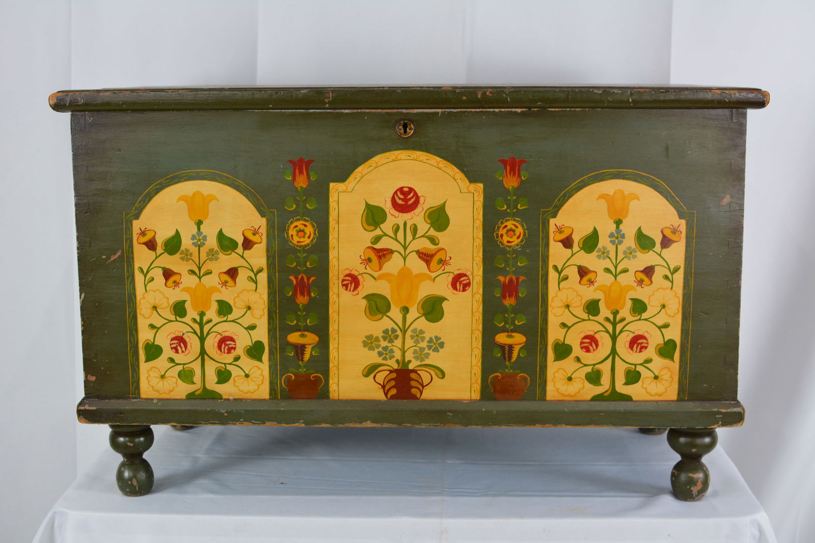 1950 Dovetailed Blanket Box - 2