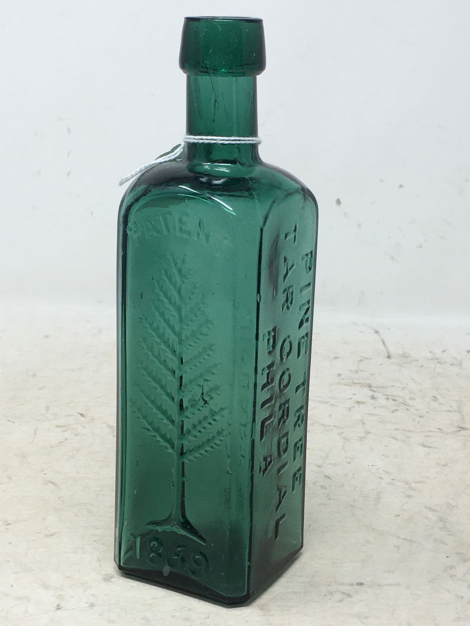 Pine Tree Tar Cordial Bottle, Patent 1859, L.Q.C. Wishart's, Philadelphia, Green, small flake on top (1 of 7)