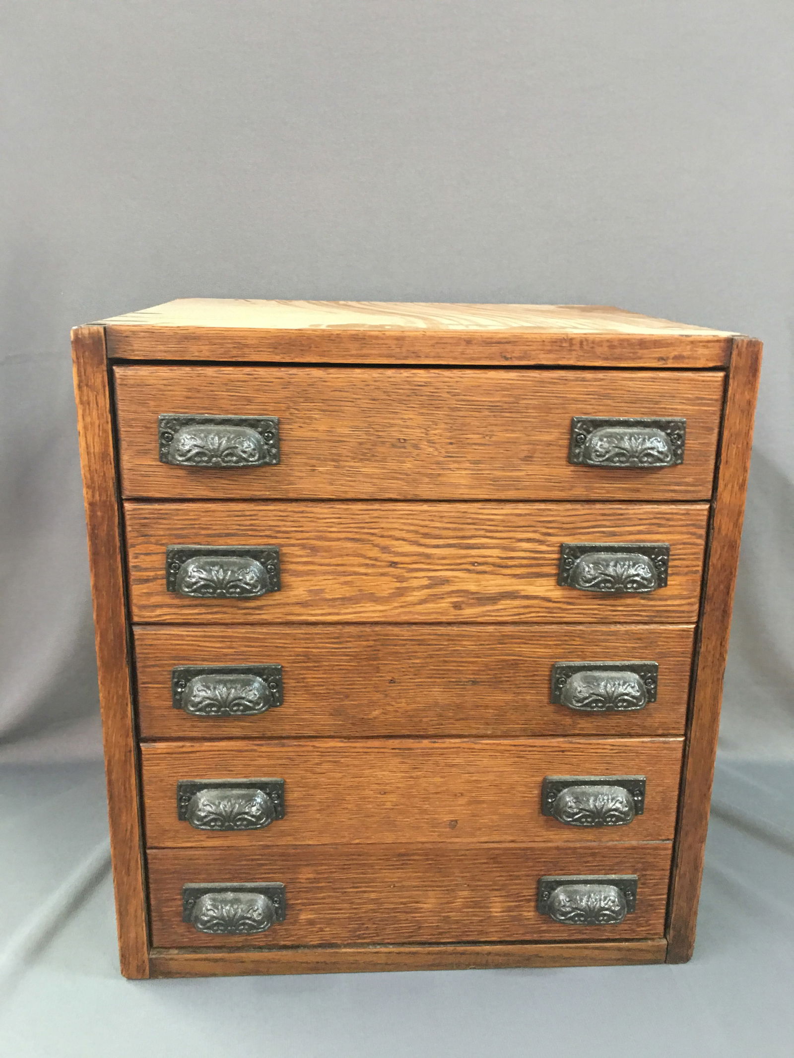 5 Drawer Table Top Quarter Sawn Oak File Cabinet. Dovetailed drawers, newer cast iron pulls. 17"W x (1 of 6)