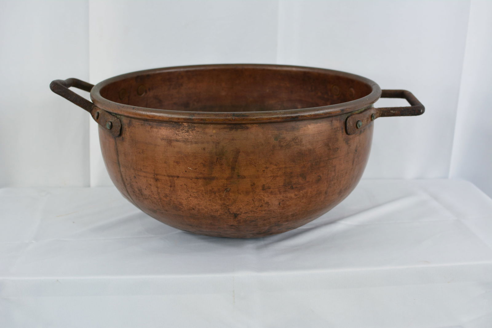 Copper Candy Makers Kettle with cast iron handles, hammered from one piece, 24"X12" (1 of 6)