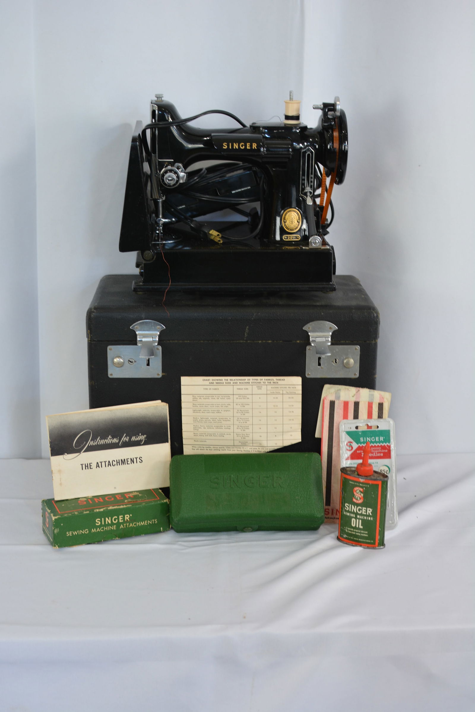 Singer Featherweight Model 221 w/ original box & attachments. Case 14"W x 12"T x 9"D (1 of 14)