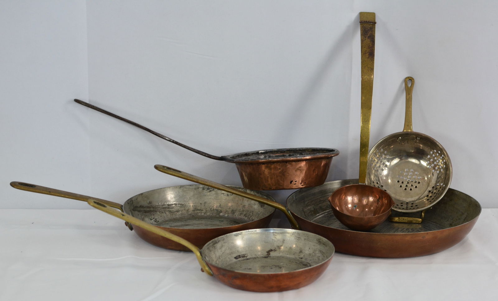 Vintage French copper cookware: 3 brass handled skillets (16" , 20", 26"), small sauce pan, ladle & (1 of 6)