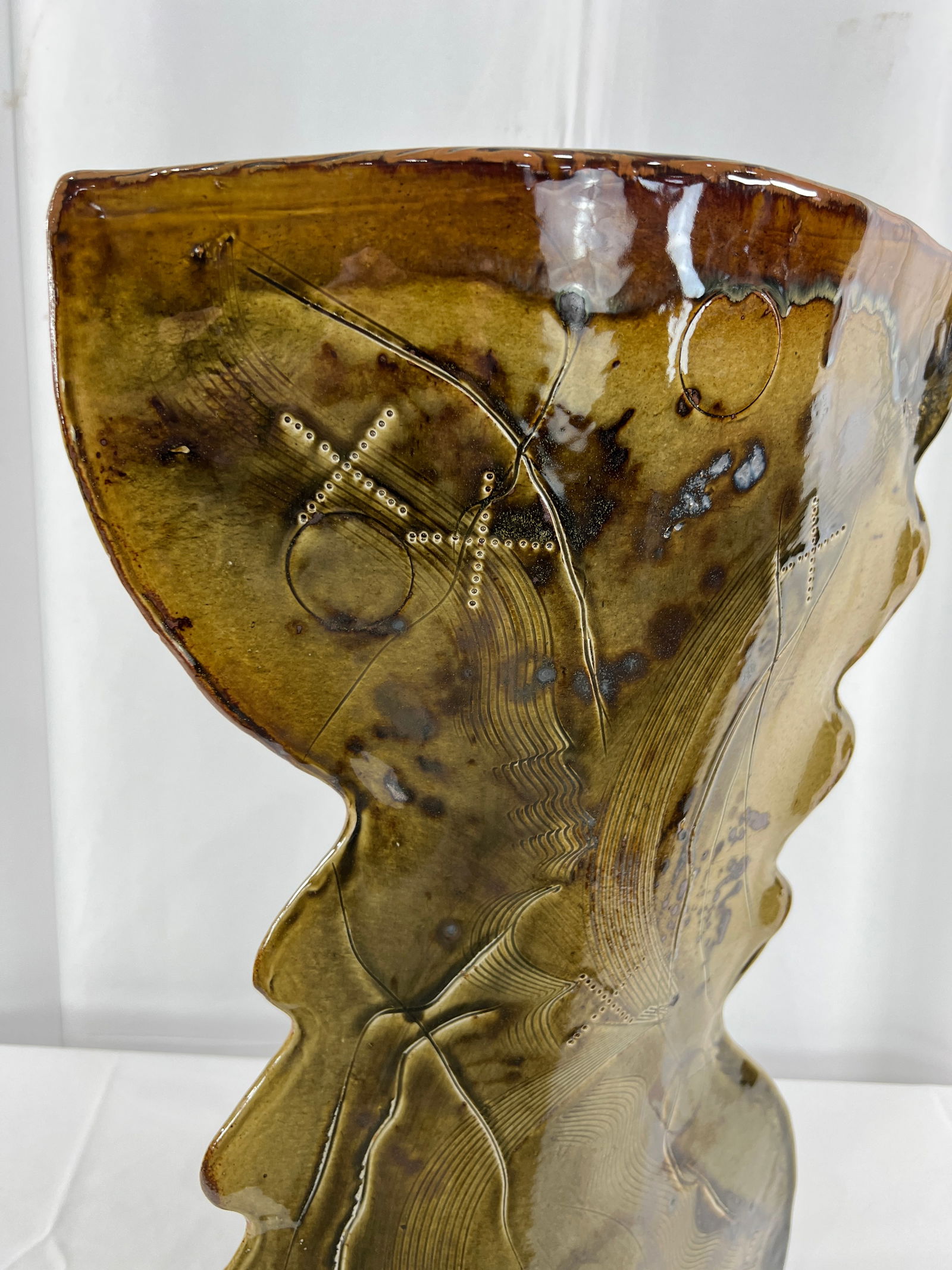 Signed Scott Frankenberger Glazed Art Pottery Tipsy Vase 2017 Lafayette Indiana artist.: Signed Scott Frankenberger Glazed Art Pottery Tipsy Vase 2017 Lafayette Indiana artist.