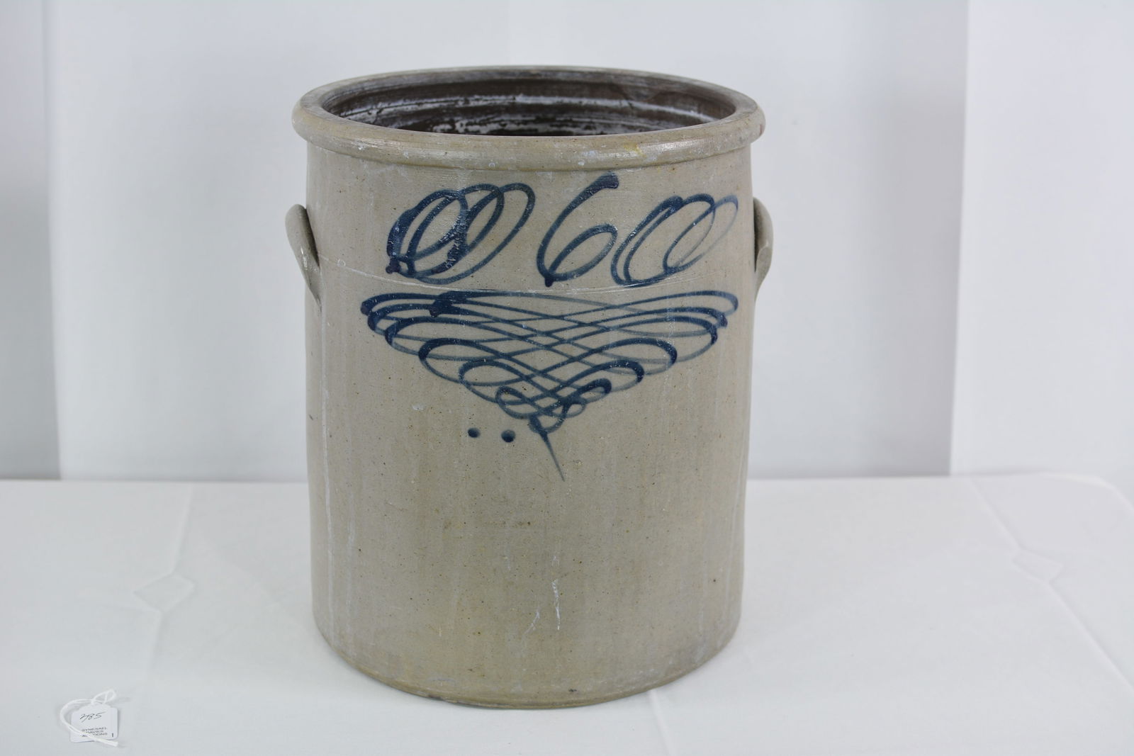 6 Gallon Stoneware blue decorate 6 over tornado. (1 of 3)