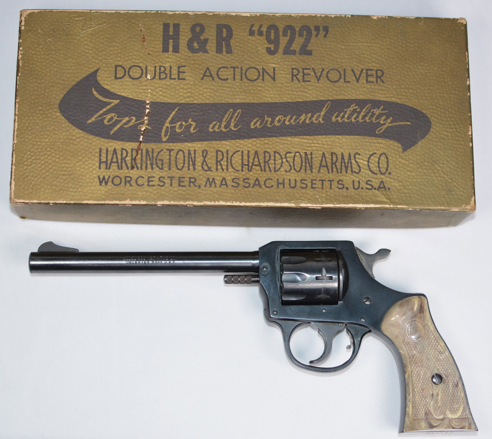 H&R Model 922 .22 Revolver (1 of 7)