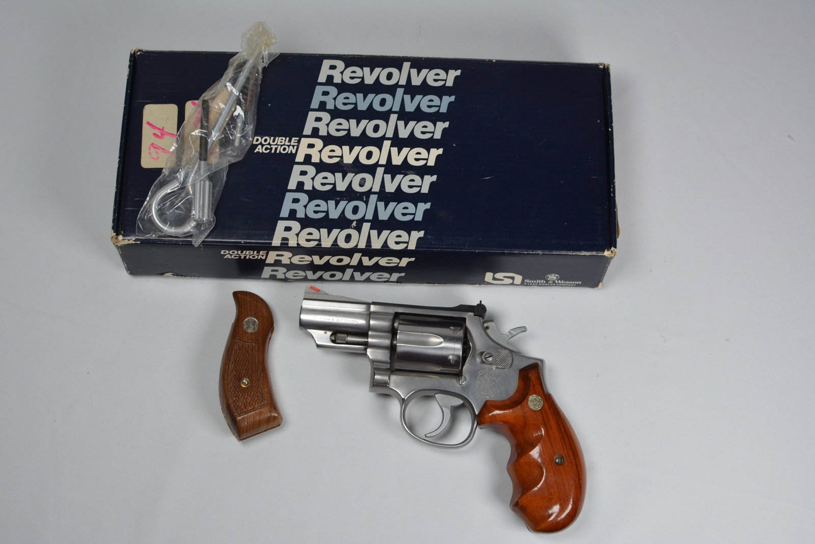 Smith & Wesson Model 66 357 Revolver (1 of 5)