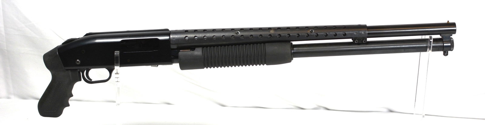 Mossberg 500 Riot 12 ga: Mossberg 500 Riot 12 ga pistol grip 20" barrel, shell holder, vented barrel guard. Serial # LN487709