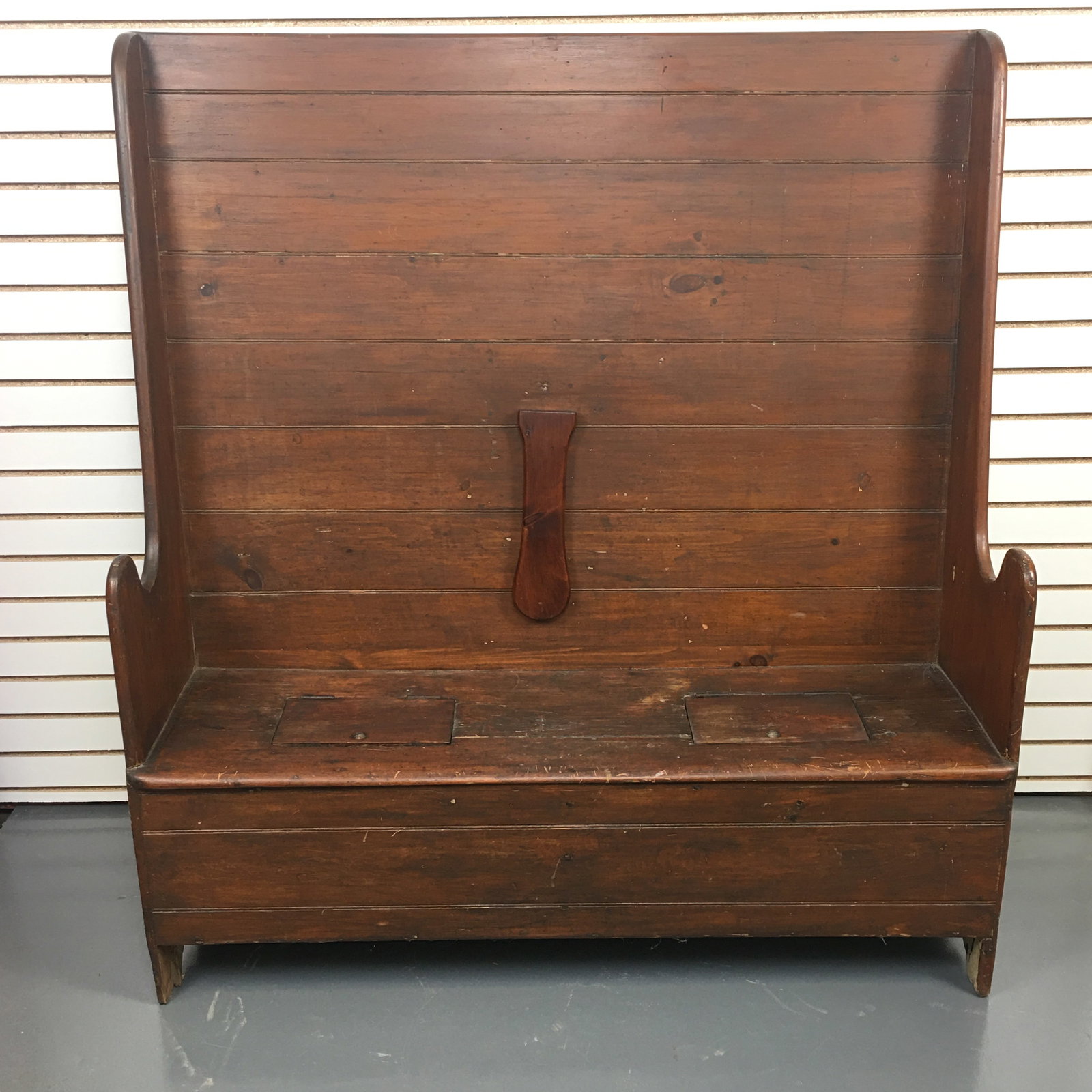 Pine High Back Settle (1 of 6)