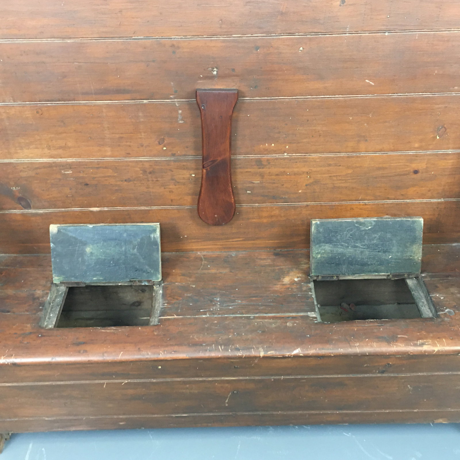Pine High Back Settle - 2