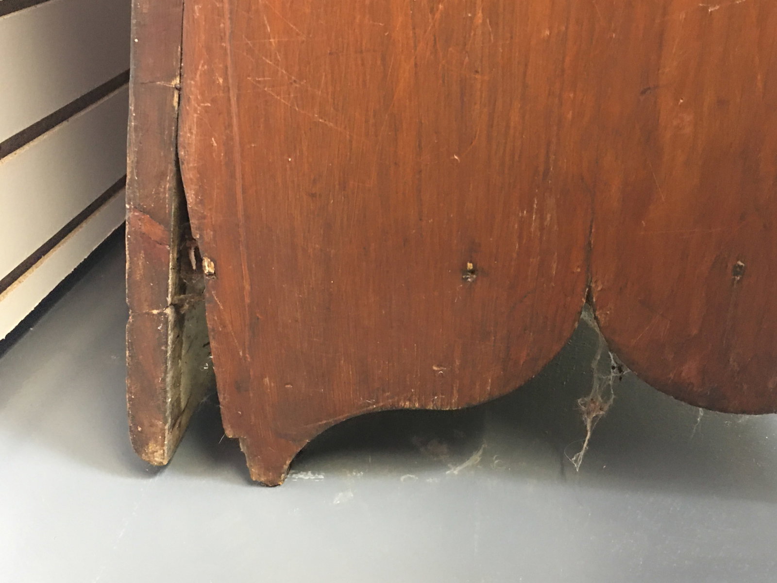 Pine High Back Settle - 4