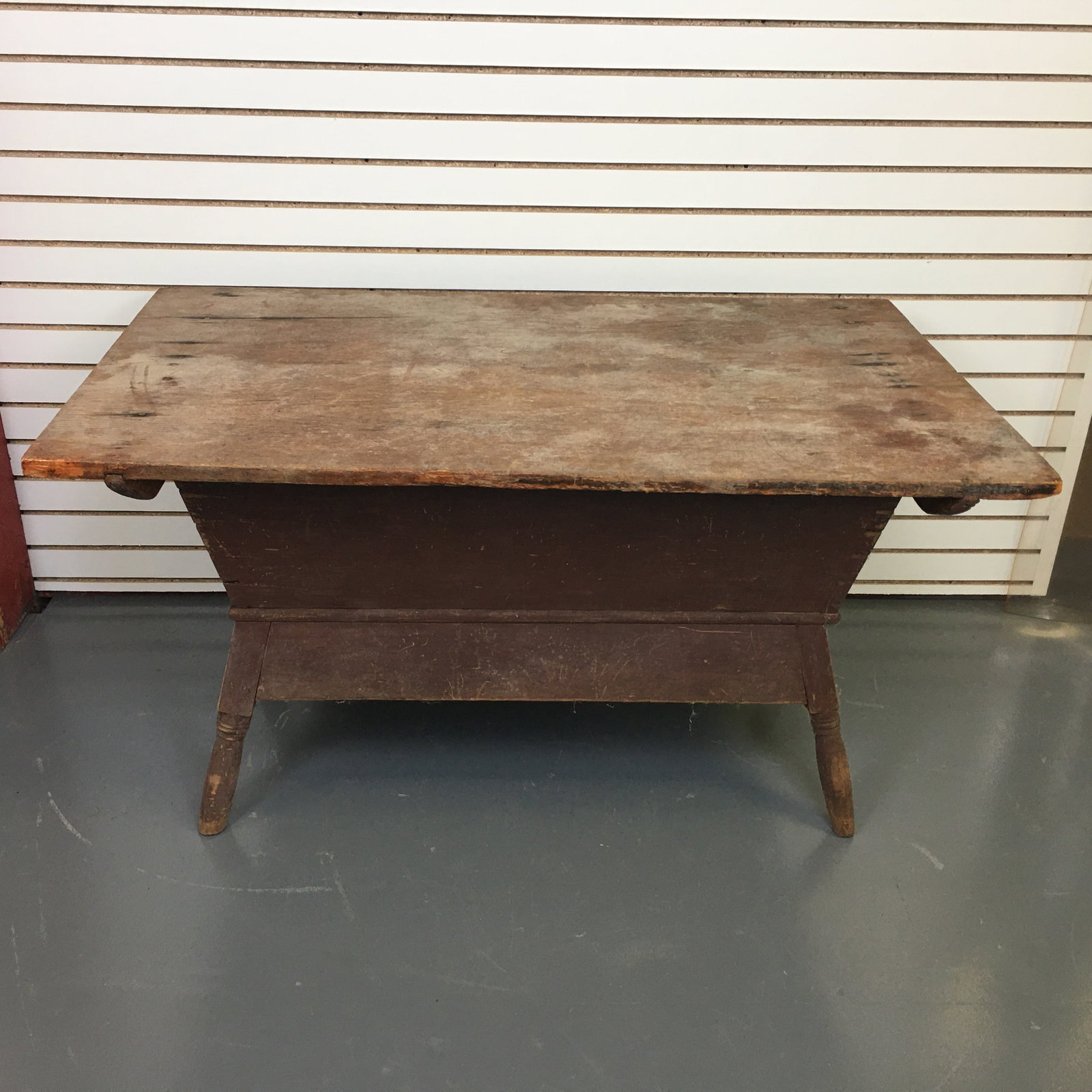 Dovetailed Dough Box on Legs With Lid (1 of 7)