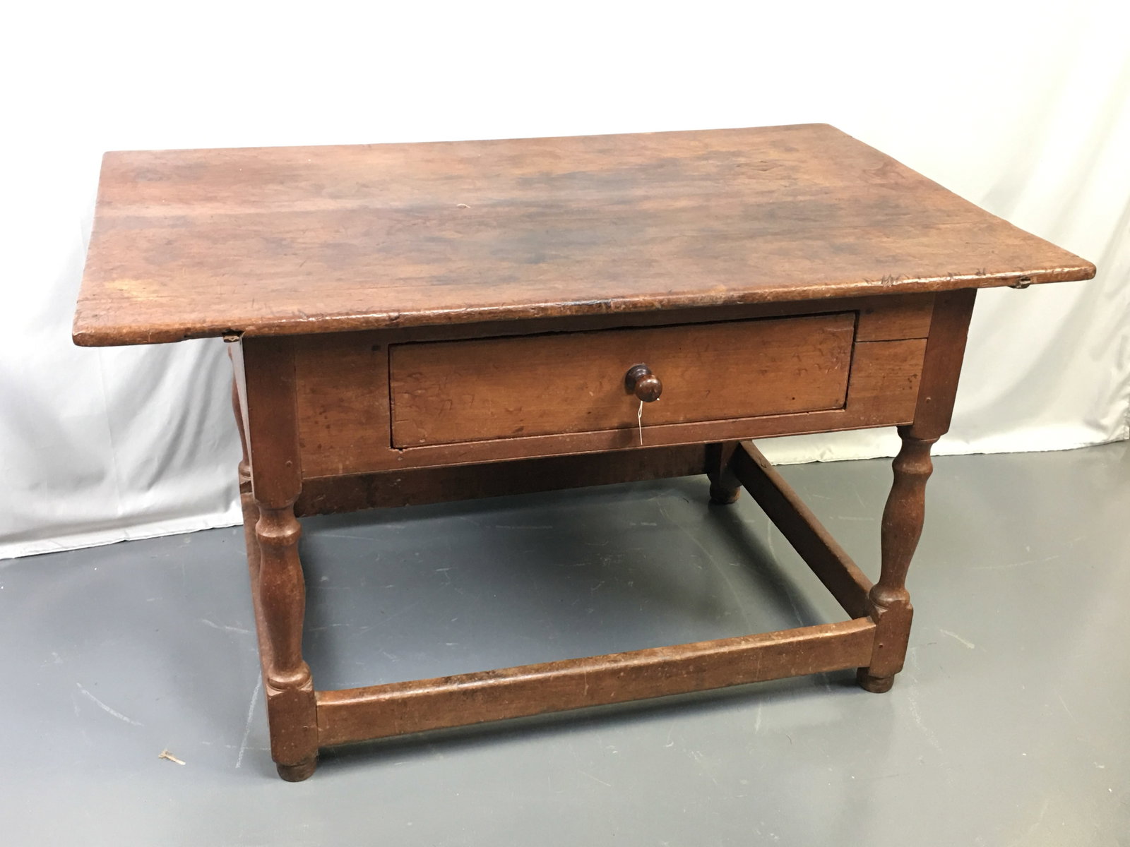 Pennsylvania Pin Top Table (1 of 6)