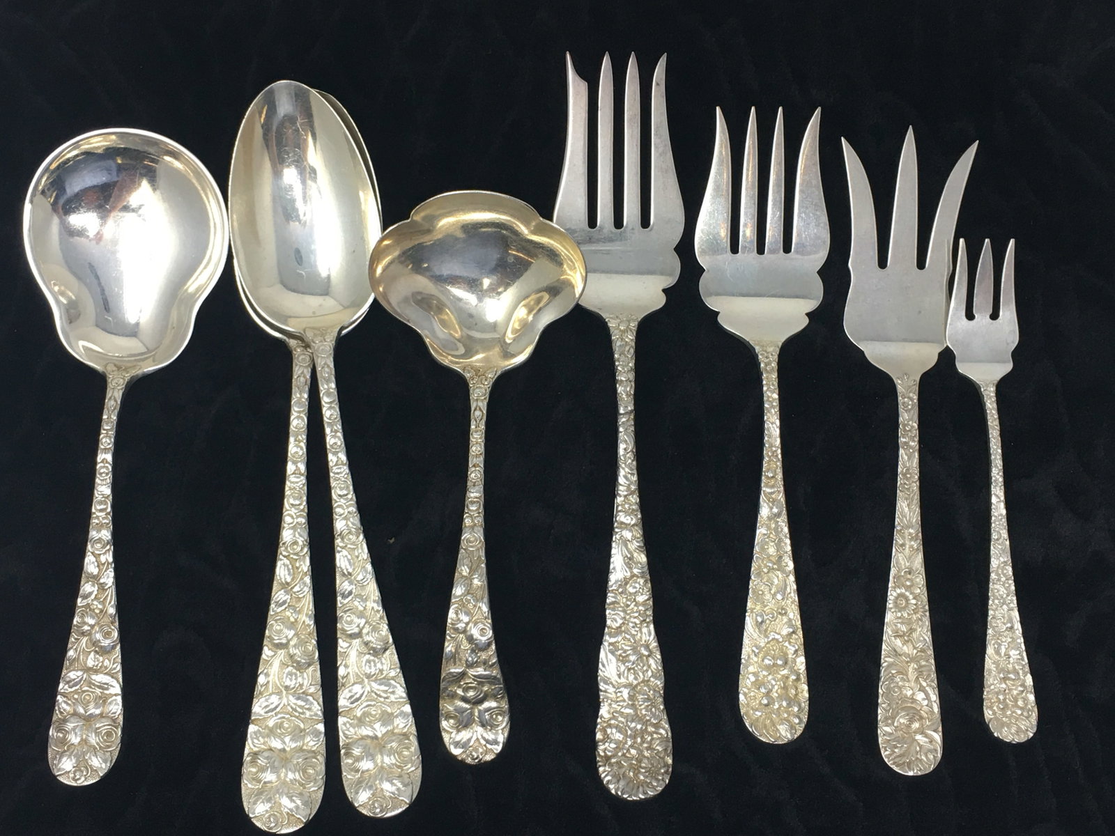 8 Pieces Sterling Silver Serving Pieces, Rose Patterns (1 of 5)