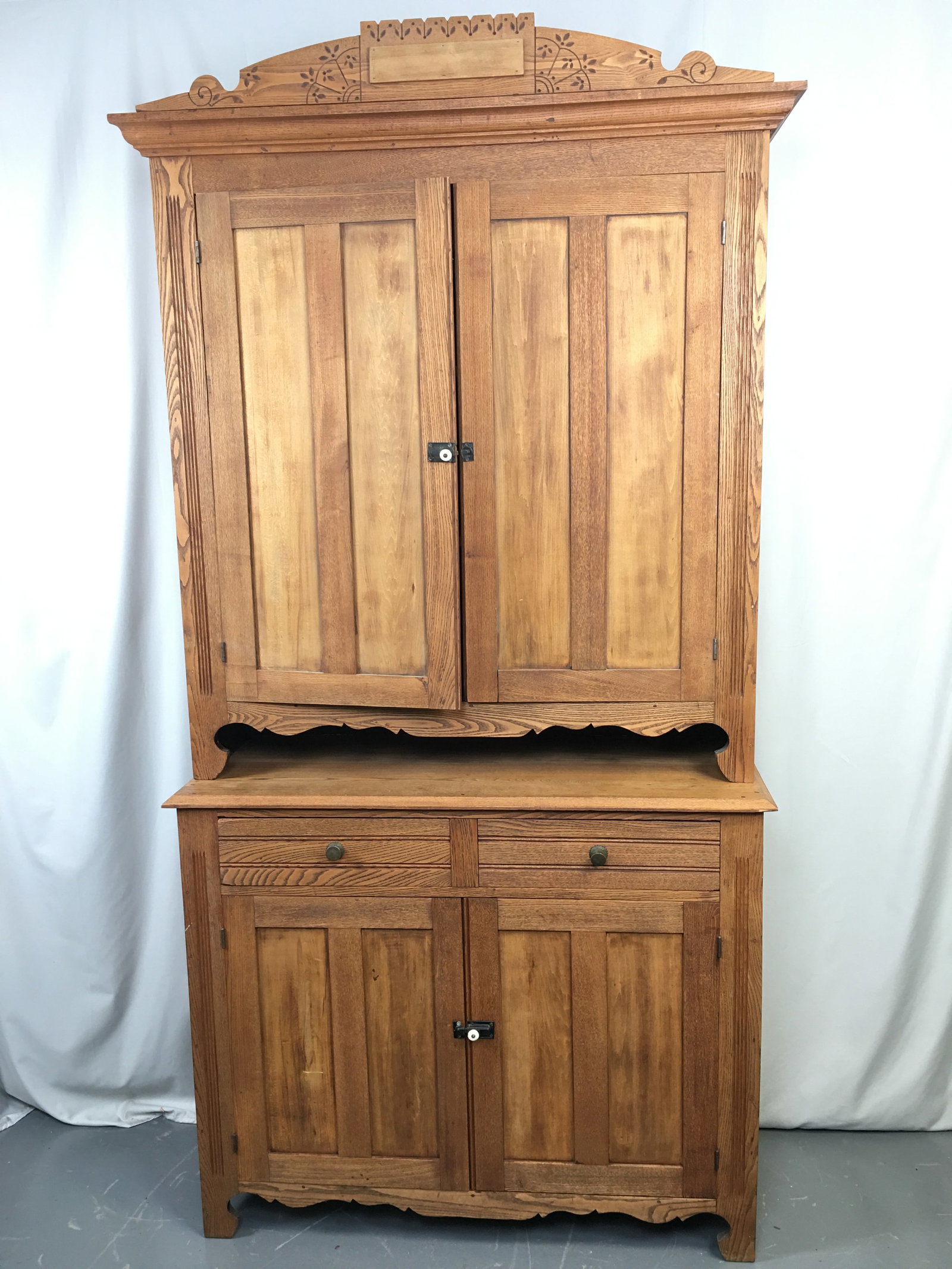 Blind Front Country Cupboard (1 of 9)