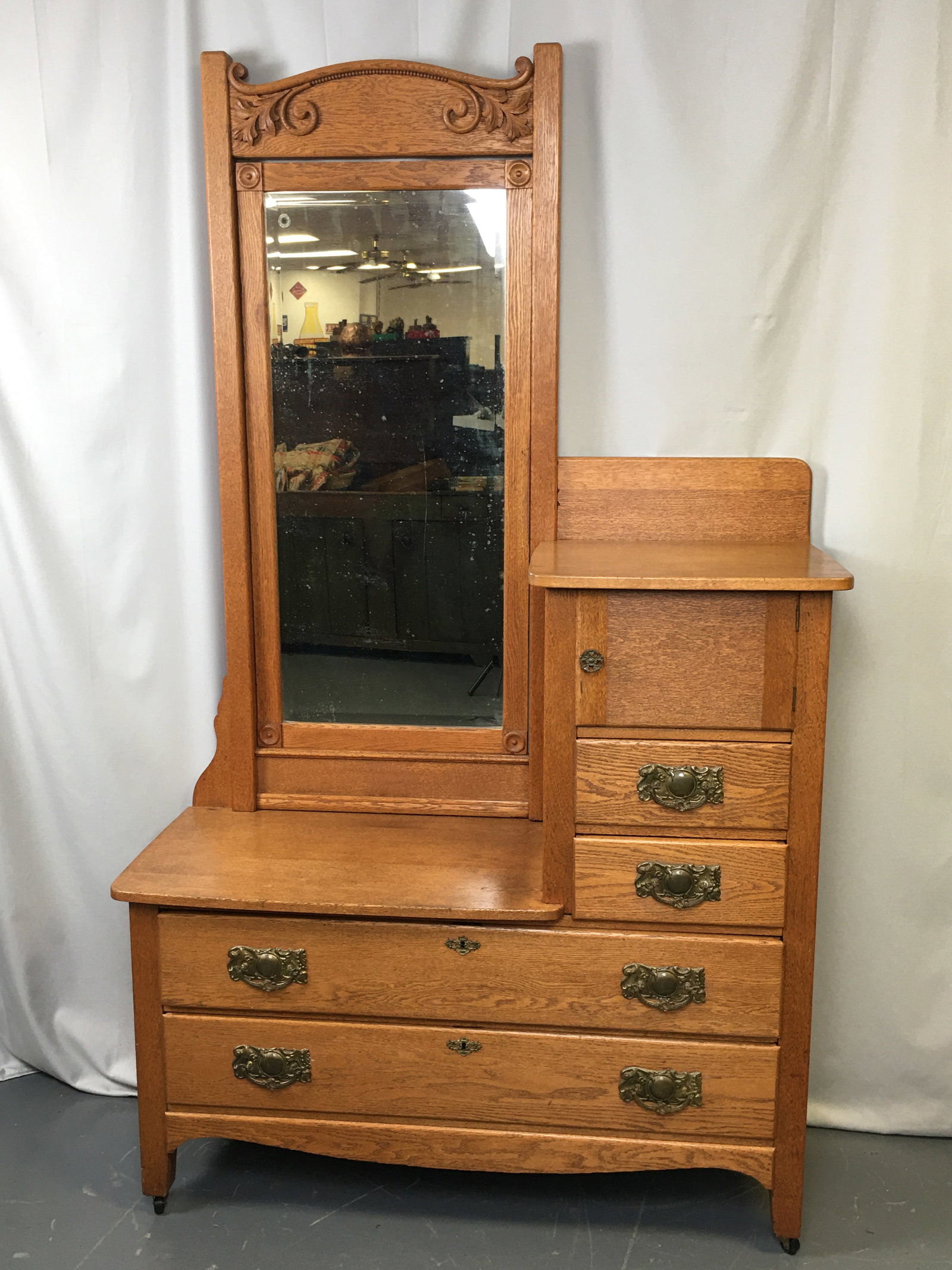 Oak Cheval Dresser: Oak decorated cheval dresser, in quartersawn oak with tall mirror, 4 drawers, and hatbox. 46.5"W x 18"D x 79.25"H