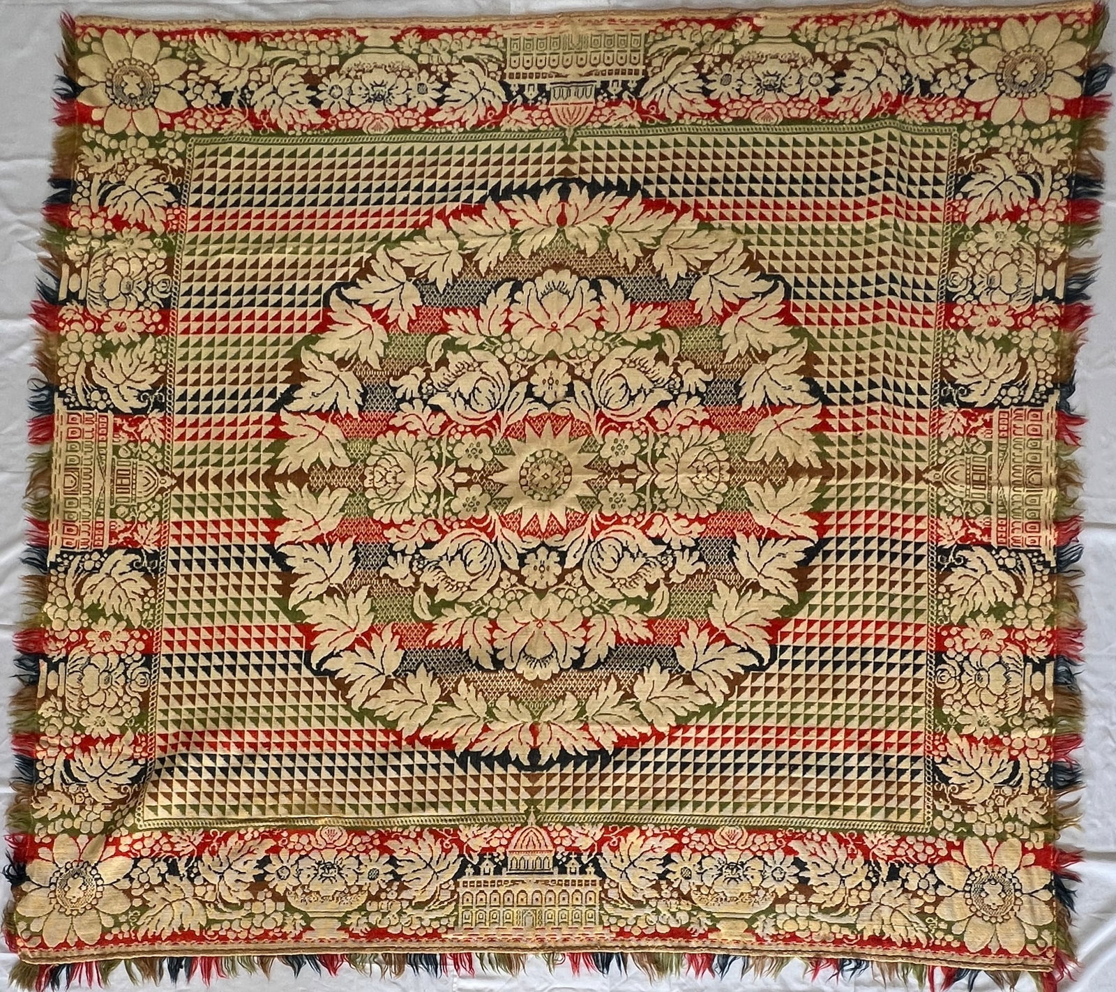 1860 Medalion Indiana Coverlet with Urns and Capitol Building Border (1 of 4)