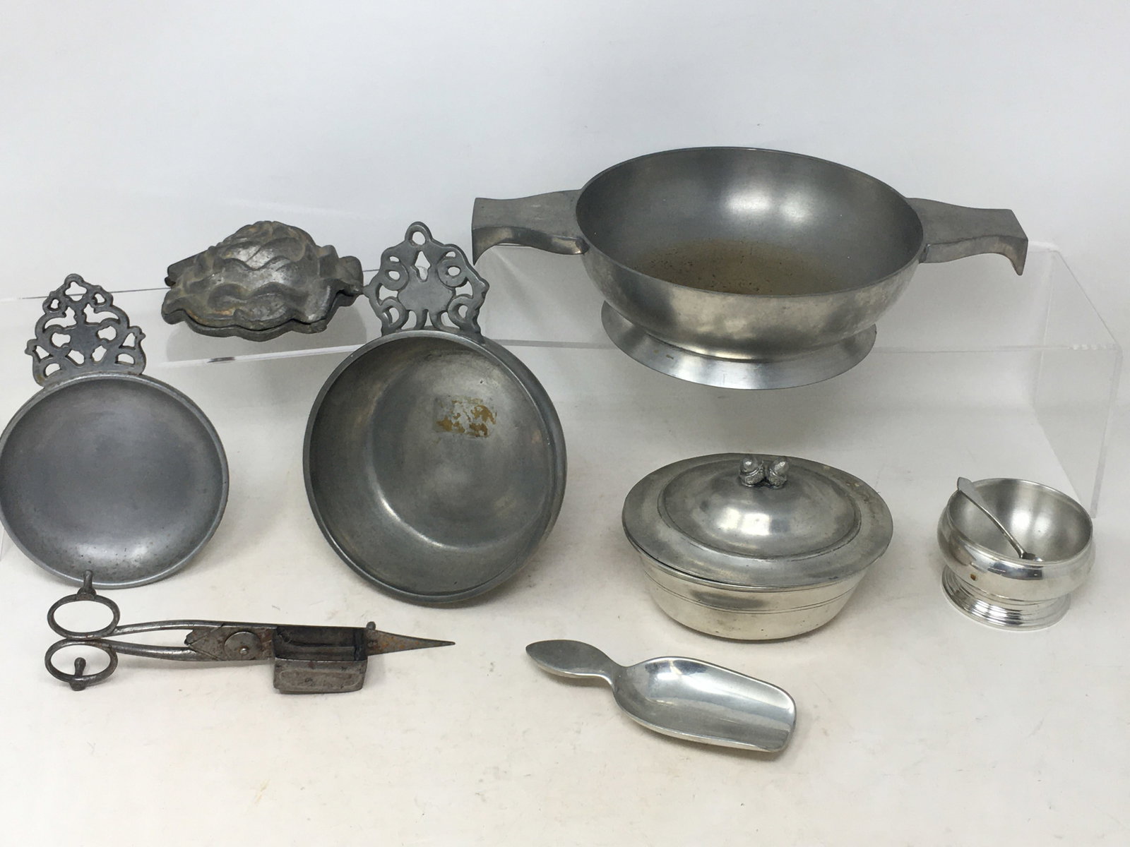 Group of Pewter Items (1 of 7)