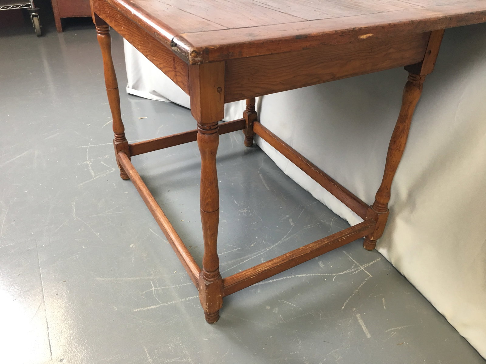 Pine Table, 2-Plank Breadboard Top - 3
