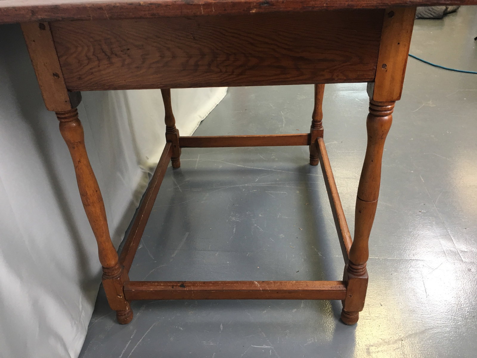 Pine Table, 2-Plank Breadboard Top - 4